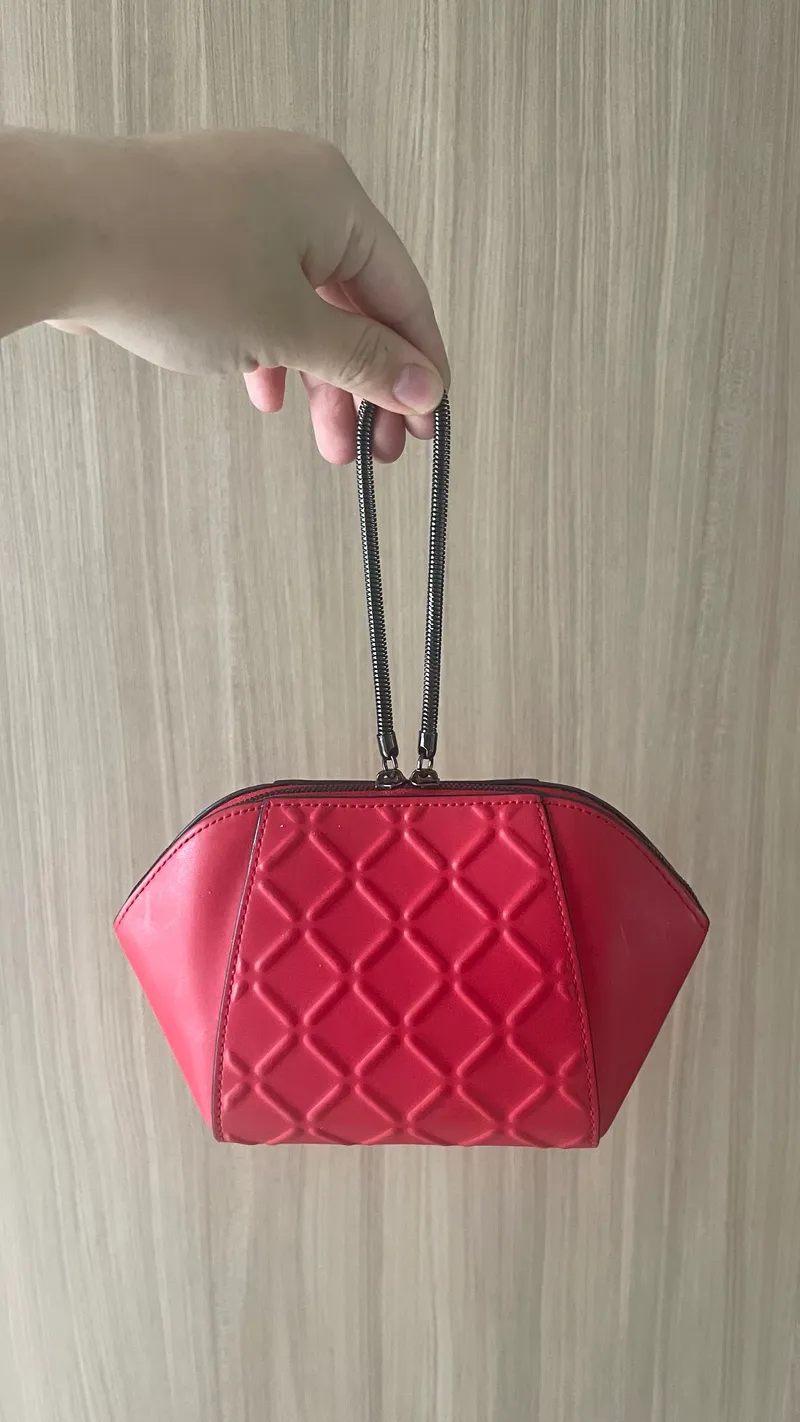 C-0003 - Charles & Keith Celeste Clutch