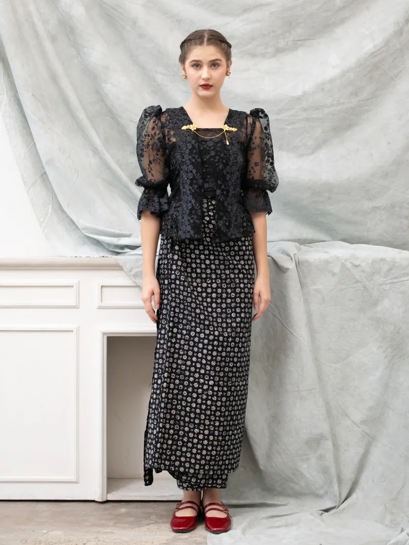 RD-0062 - Mera & Jenar - Arifah Top