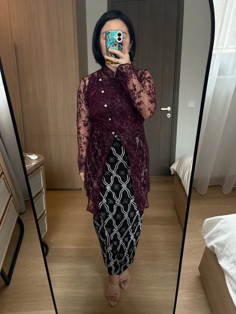 RD-0215 - Assojar - Tirani Kebaya Janggan in Burgundy