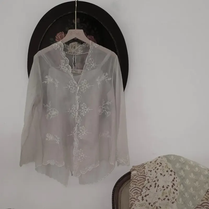 RD-0224 - Kartinis Label - Nirmala II in Grey