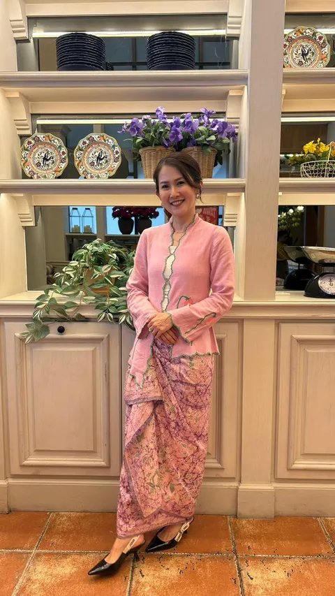 RD-0279 - Merona - Kebaya Kuntum Rose