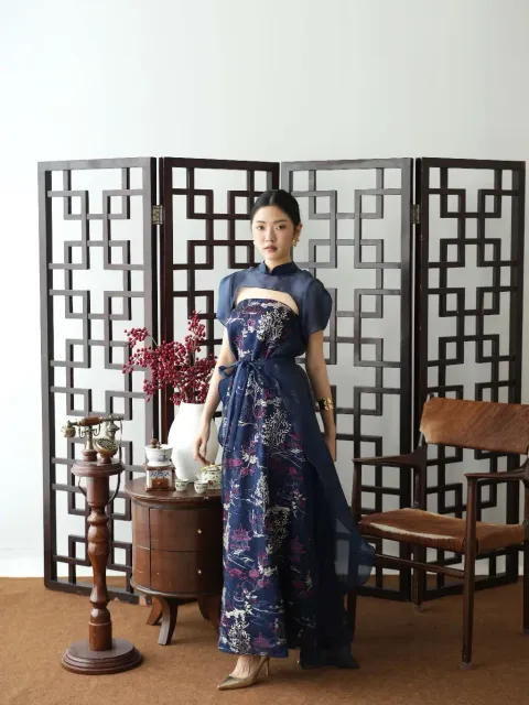RD-0372 - Croi - Plume Set in Navy