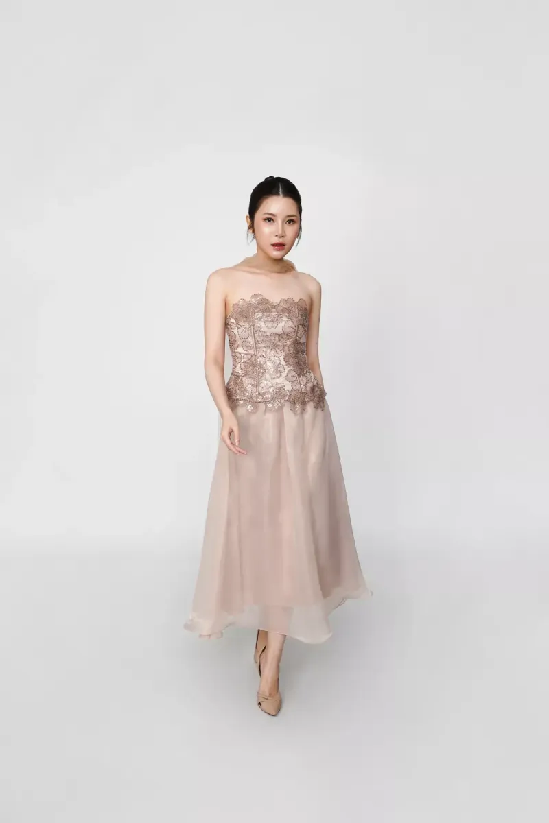 RD-0375 - Cara Woman - Winslet Top with Calaya Skirt