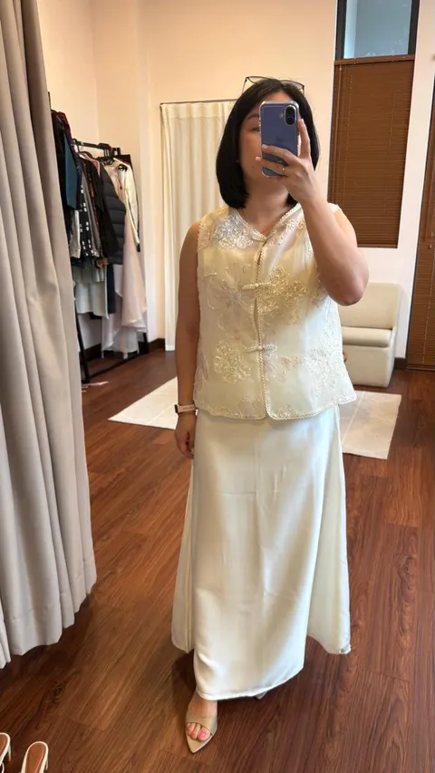 RD-0448 - Imported from China - White Cheong Sam Set