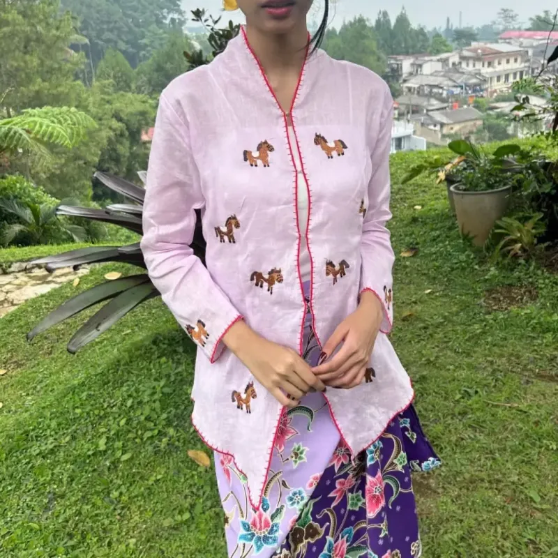 RD-0457 - Merona - Kebaya Pink Dengan Motif Kuda