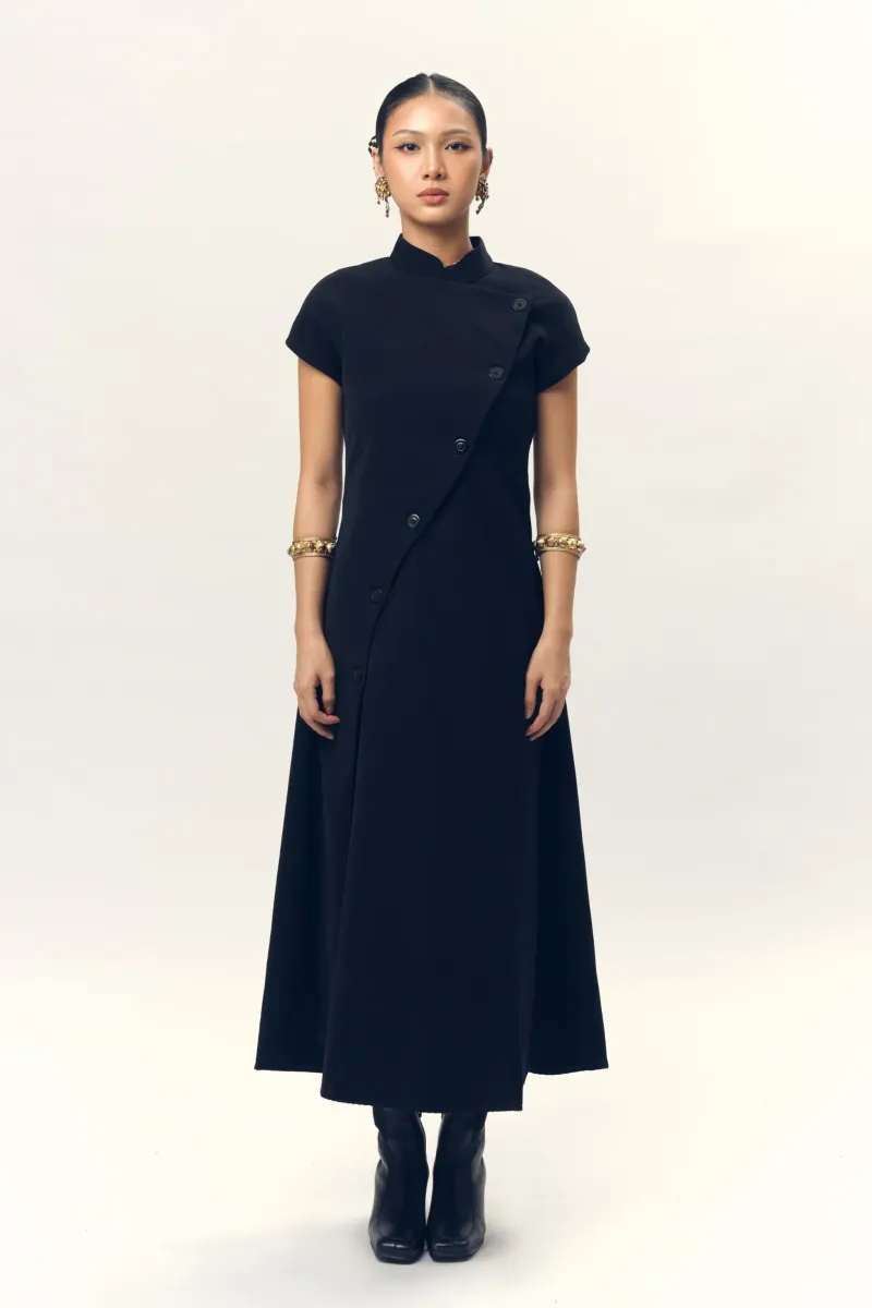 RD-0476 - Nawa Clo - Beskap Dress in Wool in Black