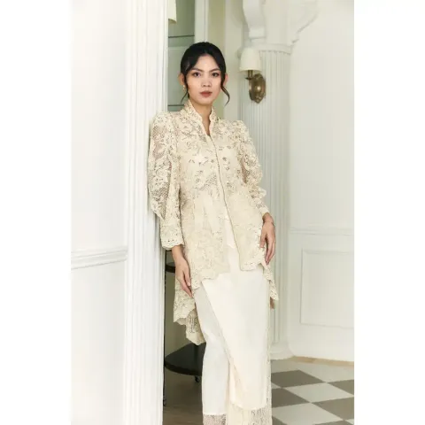 RD-0481 - Luxxe Studio - Calista Set in Butter Cream