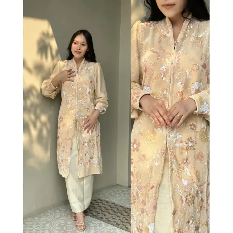 RD-0536 - Toolkiss - Roona Kebaya Velvet in Cream